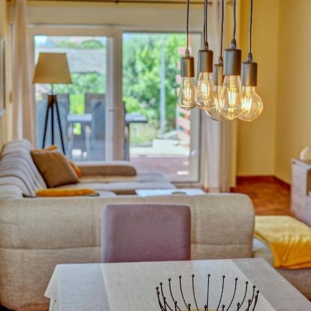 Anovi Holiday Homes By Litto Трогир Экстерьер фото